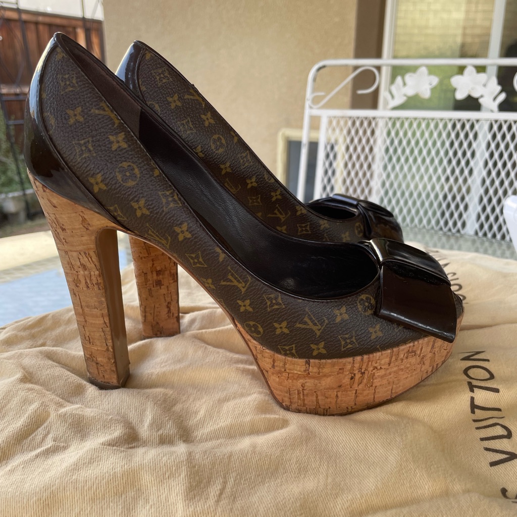 Authentic Louis Vuitton Rivoli Shoes Size 38